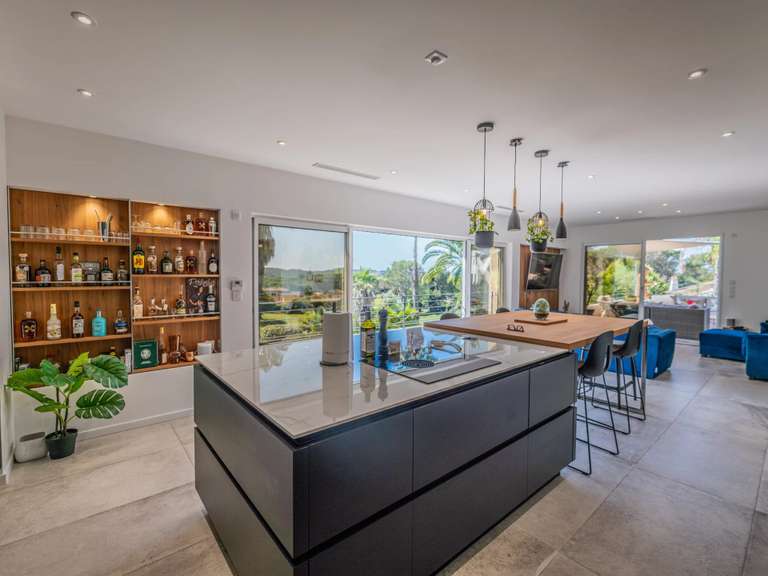 Villa Saint-Raphaël - 3 chambres - 385m²