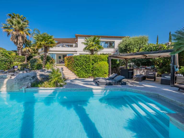 Villa Saint-Raphaël - 3 chambres - 385m²