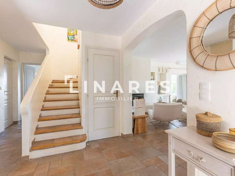Villa Saint-Raphaël - 4 bedrooms - 185m²