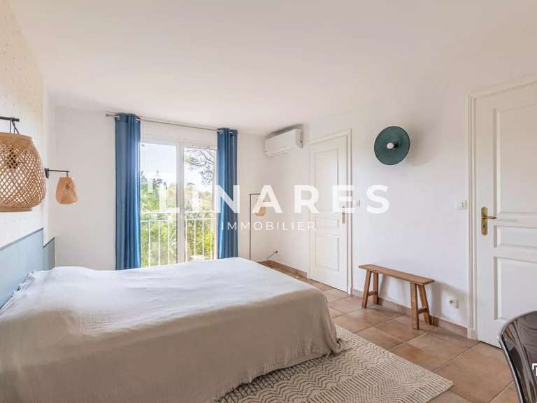 Villa Saint-Raphaël - 4 bedrooms - 185m²