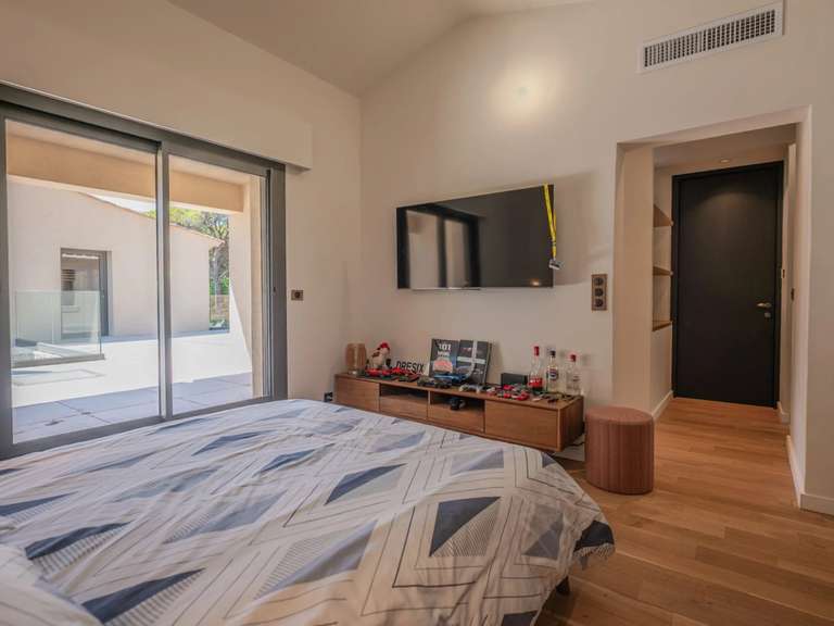 Villa Saint-Raphaël - 4 chambres - 380m²