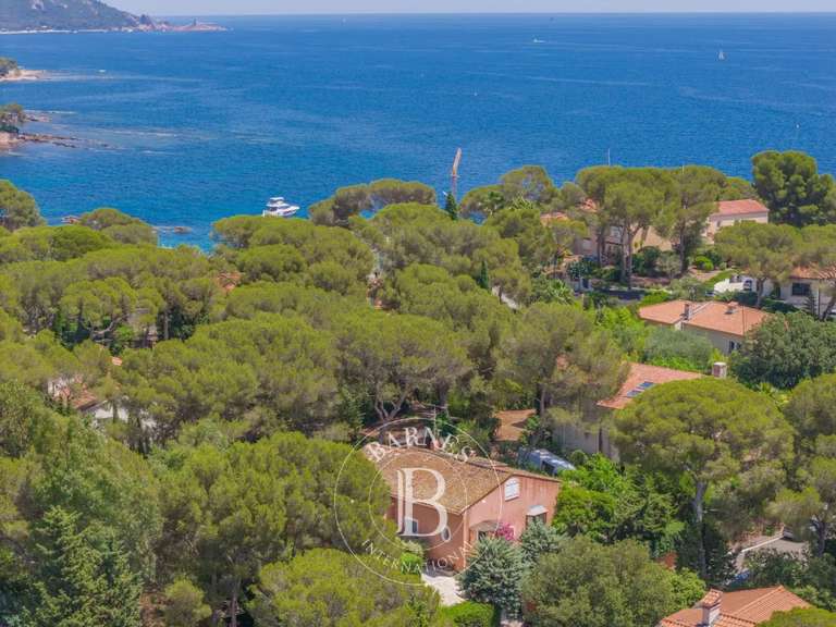 Villa Saint-Raphaël - 4 chambres - 140m²