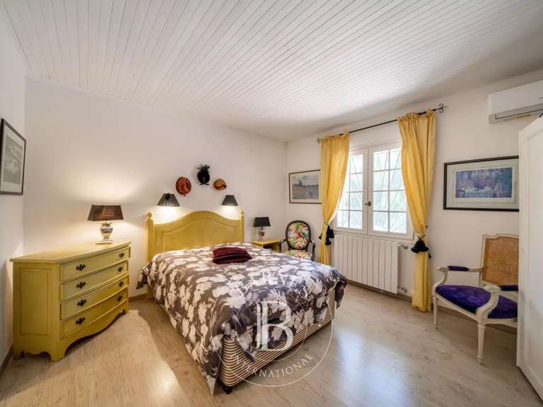 Villa Saint-Raphaël - 4 chambres - 140m²