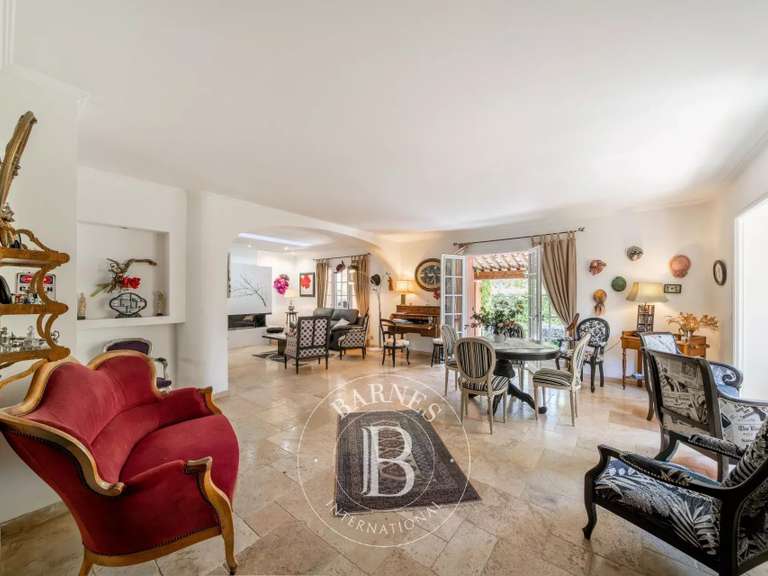 Villa Saint-Raphaël - 4 chambres - 140m²