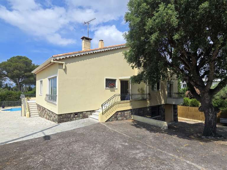 Villa avec Vue sur mer Saint-Raphaël - 3 chambres - 240m²