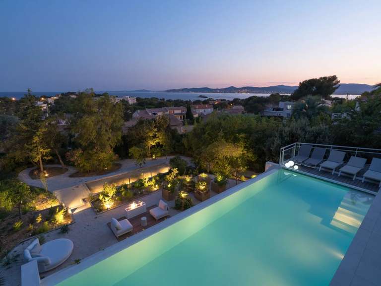 Villa with Sea view Saint-Raphaël - 6 bedrooms - 330m²