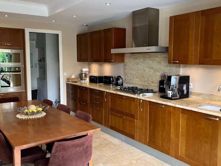 Villa Saint-Raphaël - 3 bedrooms - 430m²