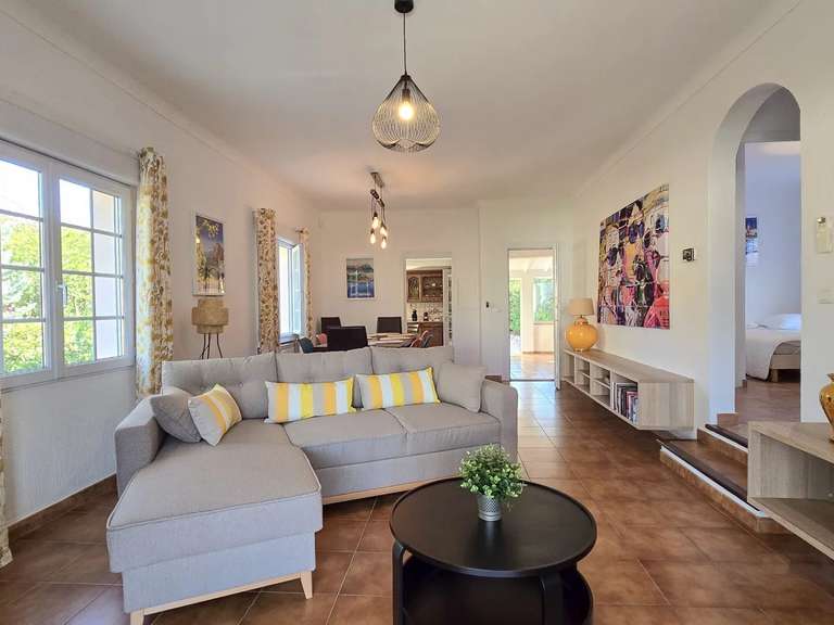 Villa Saint-Raphaël - 5 bedrooms - 180m²