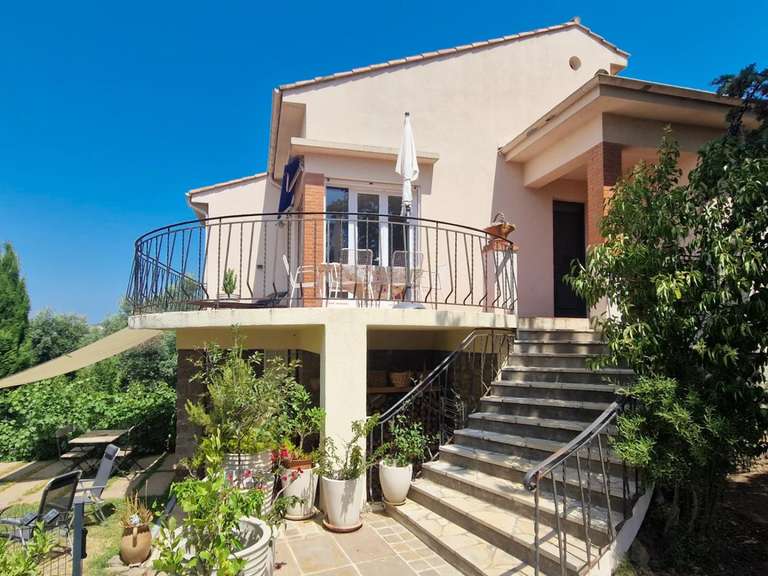 Villa Saint-Raphaël - 5 bedrooms - 226m²