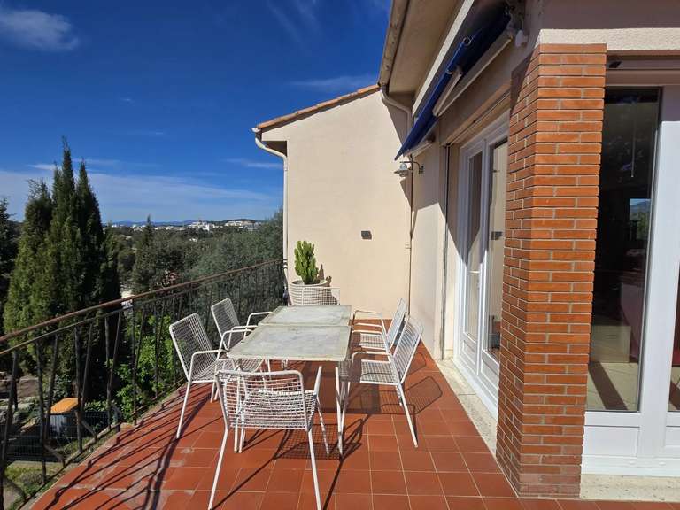 Villa Saint-Raphaël - 5 bedrooms - 226m²