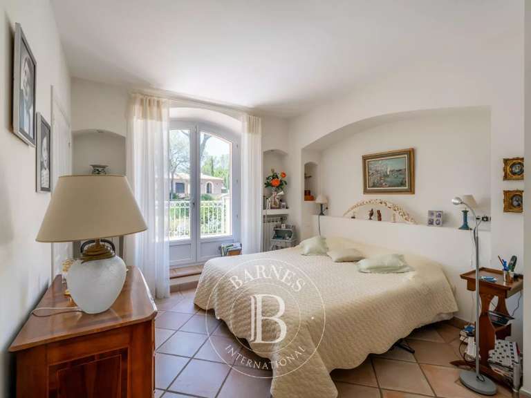 Villa Saint-Raphaël - 4 chambres - 220m²