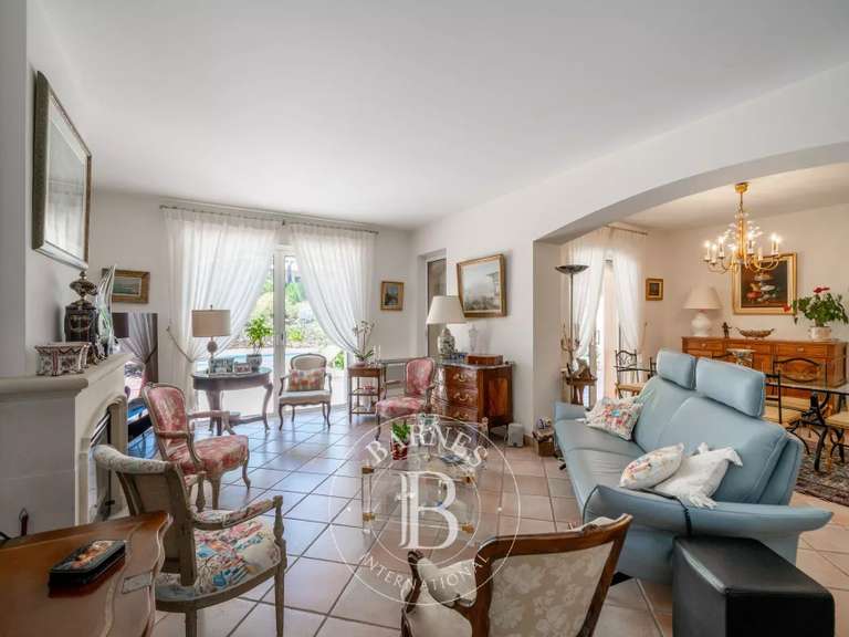 Villa Saint-Raphaël - 4 chambres - 220m²