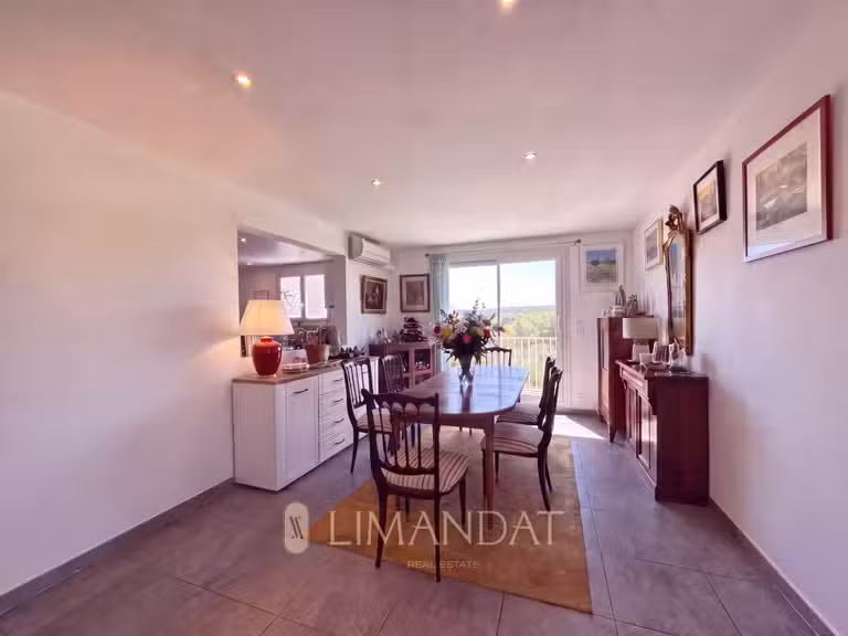 Villa Saint-Raphaël - 5 chambres - 123m²