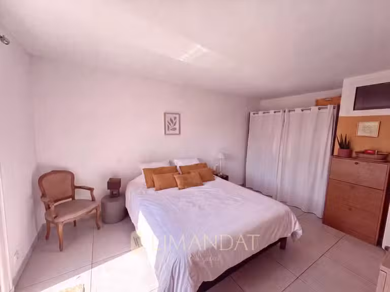 Villa Saint-Raphaël - 5 chambres - 123m²