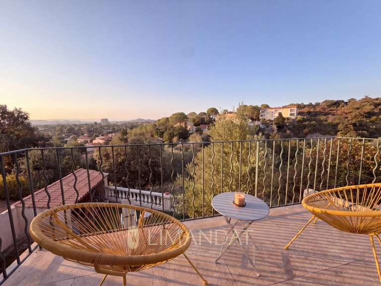 Villa Saint-Raphaël - 5 chambres - 123m²