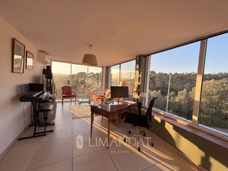 Villa Saint-Raphaël - 5 chambres - 123m²
