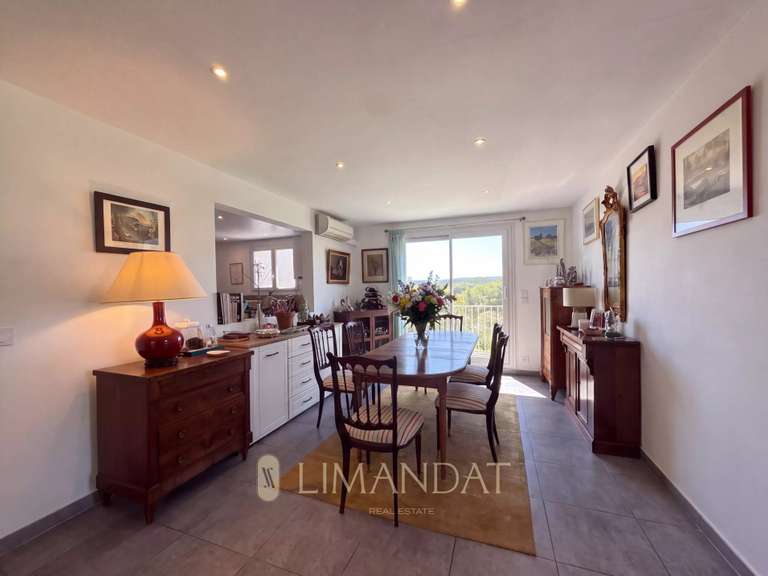 Villa Saint-Raphaël - 5 chambres - 123m²