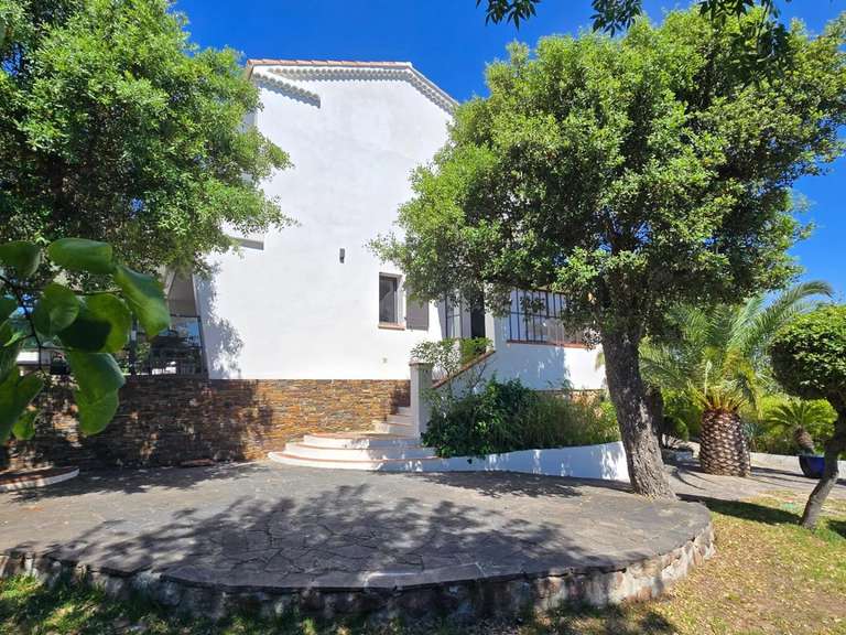 Villa Saint-Raphaël - 4 chambres - 227m²
