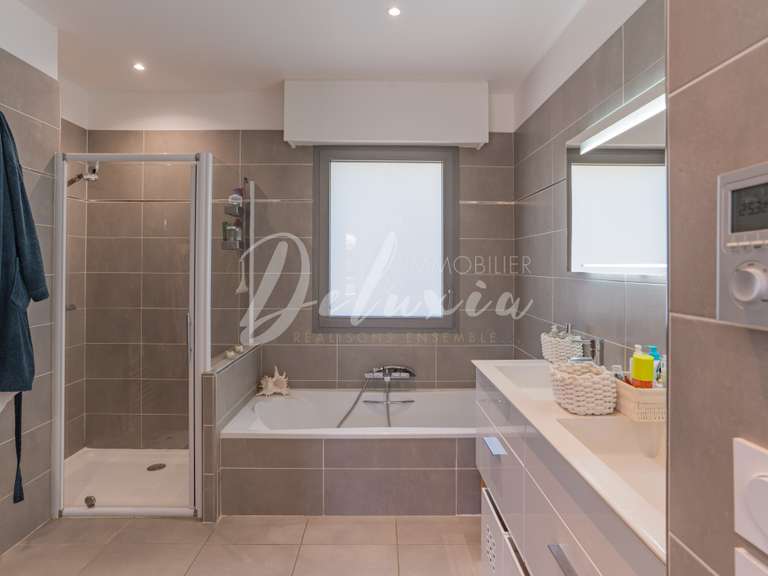Villa Saint-Raphaël - 3 chambres - 162m²