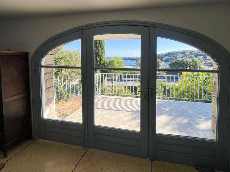 Villa avec Vue sur mer Saint-Raphaël - 5 chambres - 180m²