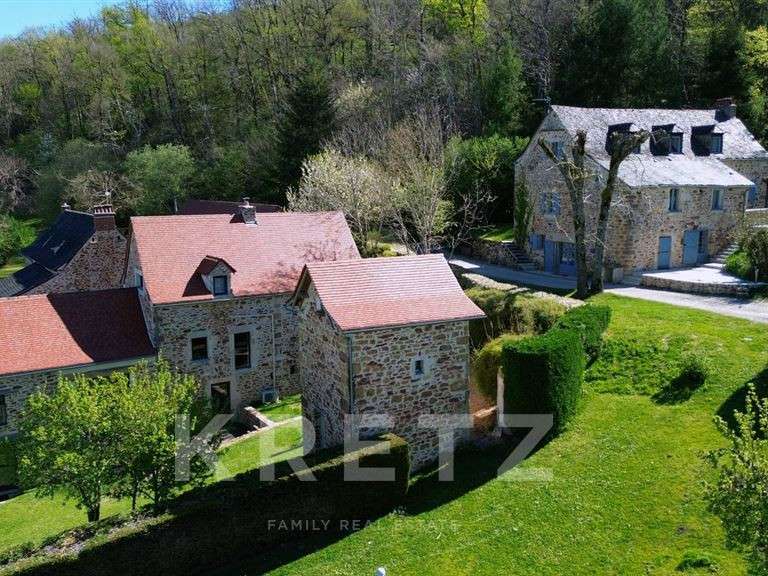 Maison Saint-Rémy - 17 chambres - 680m²