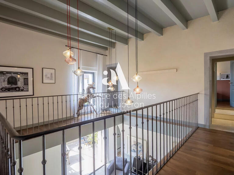Apartment Saint-Rémy-de-Provence - 3 bedrooms - 200m²