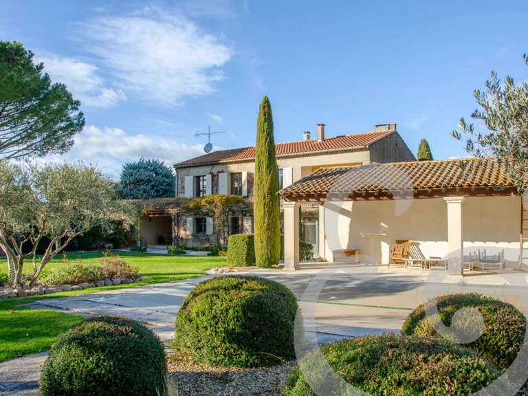 Appartement Saint-Rémy-de-Provence - 3 chambres - 240m²