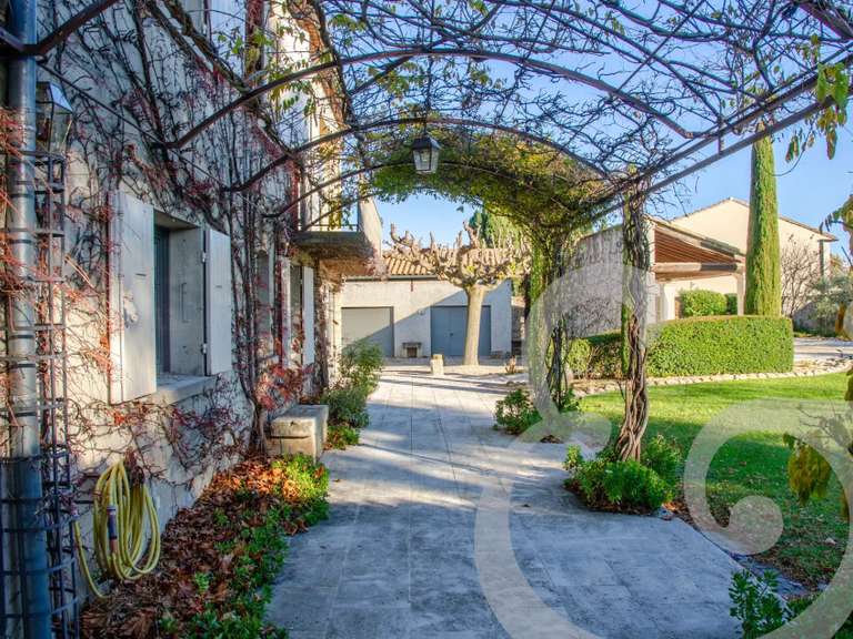 Appartement Saint-Rémy-de-Provence - 3 chambres - 240m²