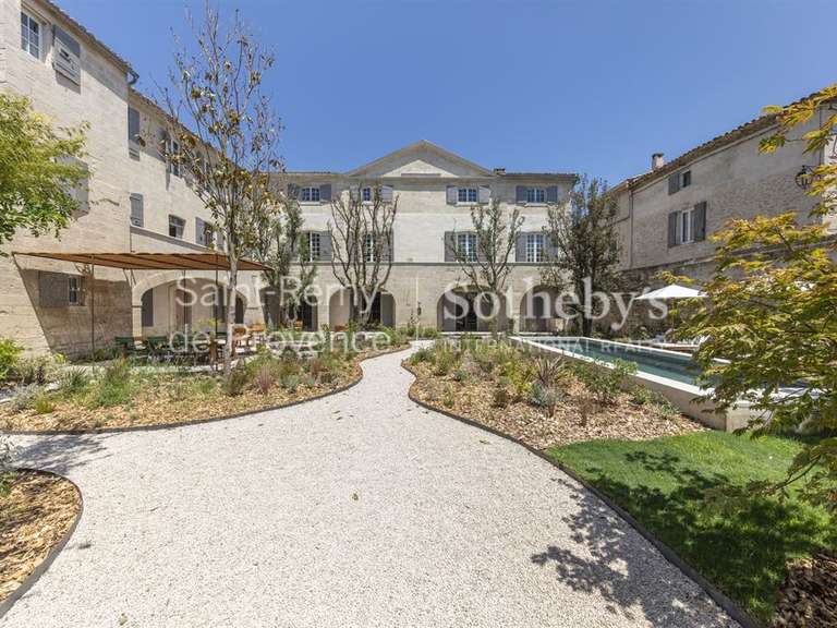 Hôtel particulier Saint-Rémy-de-Provence - 11 chambres - 1167m²