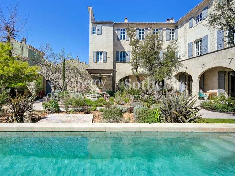 Hôtel particulier Saint-Rémy-de-Provence - 11 chambres - 1167m²