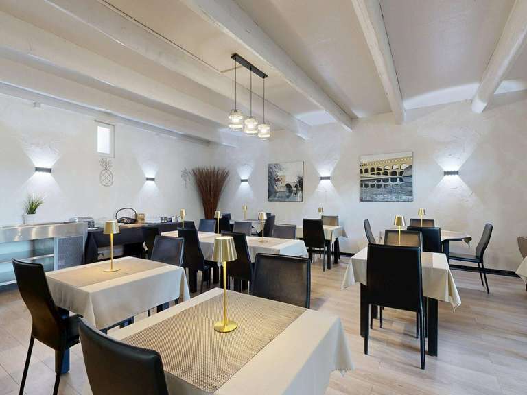 Hôtel particulier Saint-Rémy-de-Provence - 14 chambres - 875m²