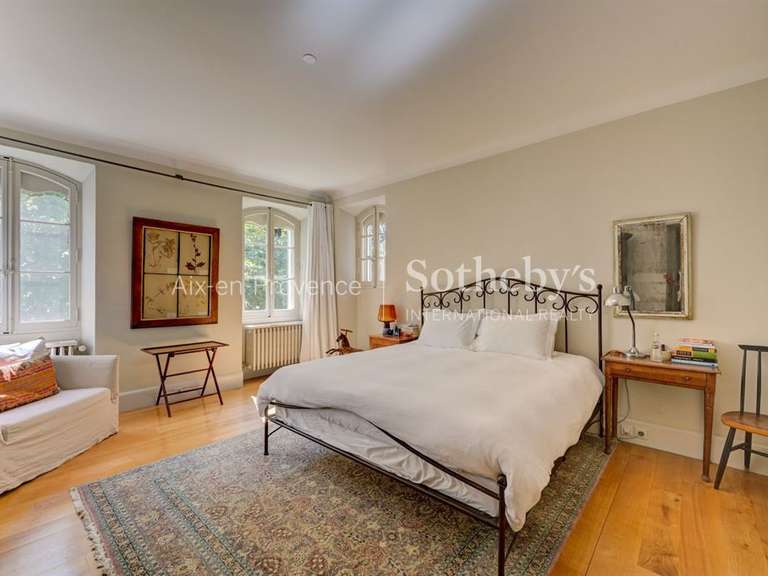 Maison Saint-Rémy-de-Provence - 7 chambres - 710m²