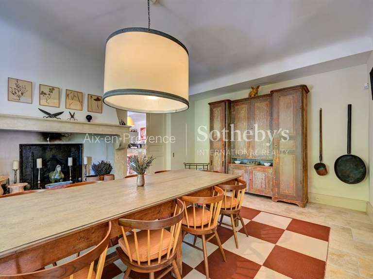 Maison Saint-Rémy-de-Provence - 7 chambres - 710m²