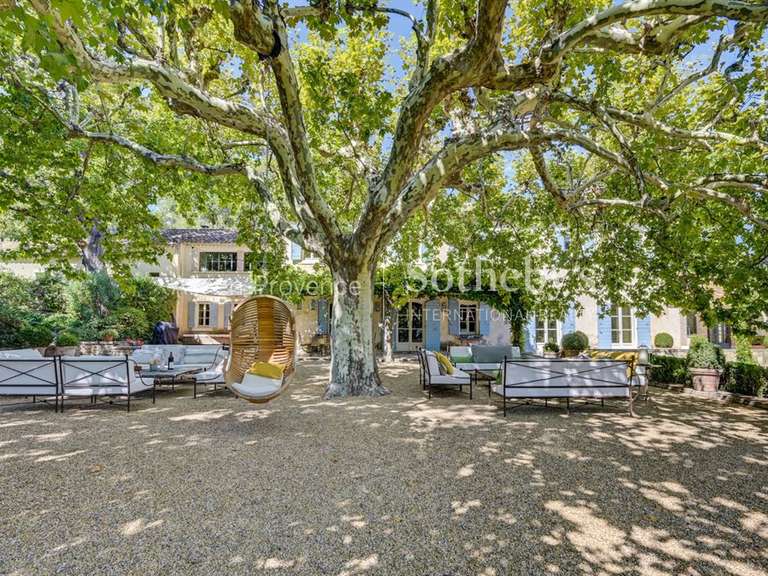 House Saint-Rémy-de-Provence - 7 bedrooms - 710m²