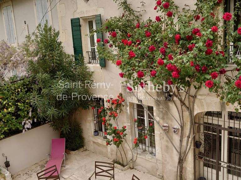 Maison Saint-Rémy-de-Provence