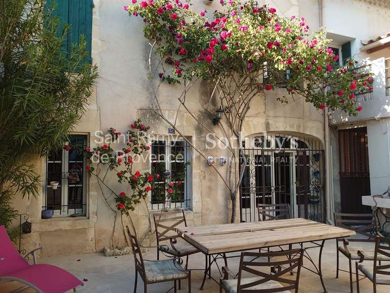 Maison Saint-Rémy-de-Provence - 4 chambres - 300m²