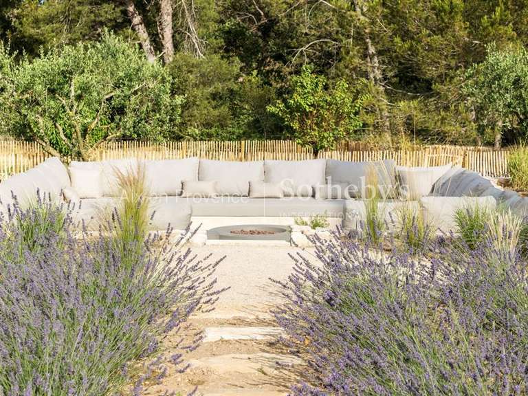 Maison Saint-Rémy-de-Provence - 4 chambres - 250m²