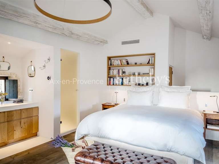 Maison Saint-Rémy-de-Provence - 4 chambres - 250m²