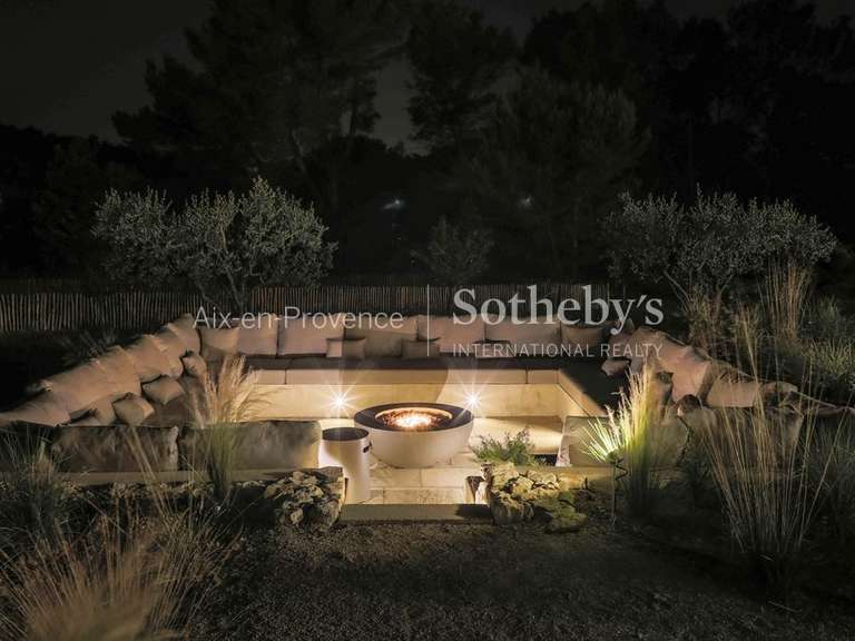 Maison Saint-Rémy-de-Provence - 4 chambres - 250m²