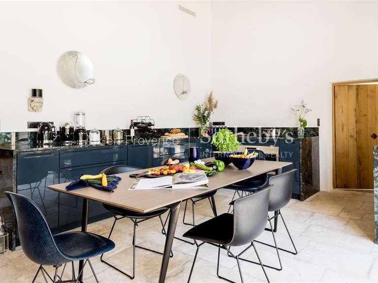 Maison Saint-Rémy-de-Provence - 4 chambres - 250m²
