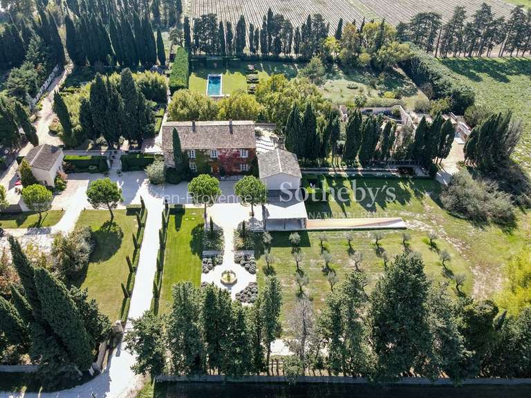 Maison Saint-Rémy-de-Provence - 5 chambres - 400m²