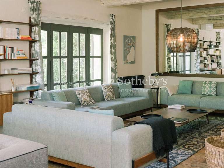 House Saint-Rémy-de-Provence - 7 bedrooms - 650m²