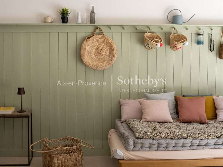 House Saint-Rémy-de-Provence - 6 bedrooms - 420m²