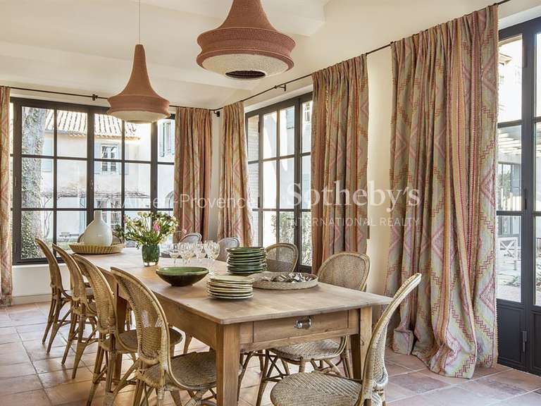 Maison Saint-Rémy-de-Provence - 8 chambres - 750m²