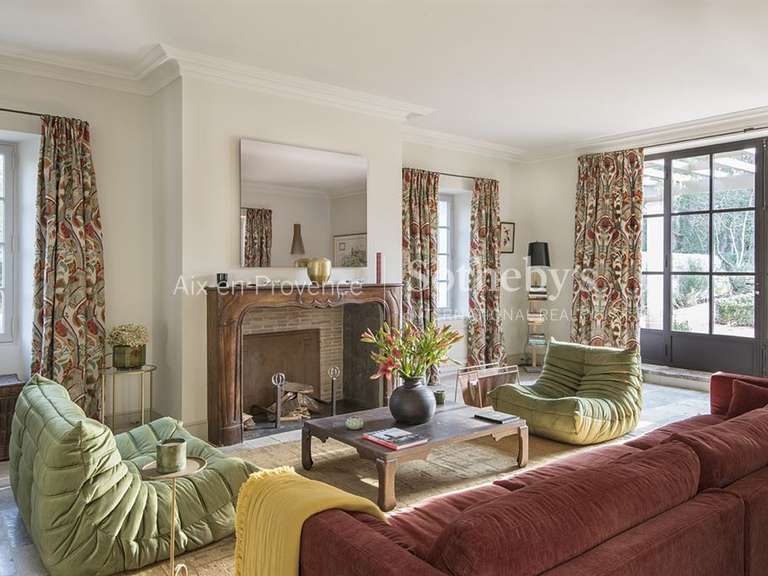 Maison Saint-Rémy-de-Provence - 8 chambres - 750m²