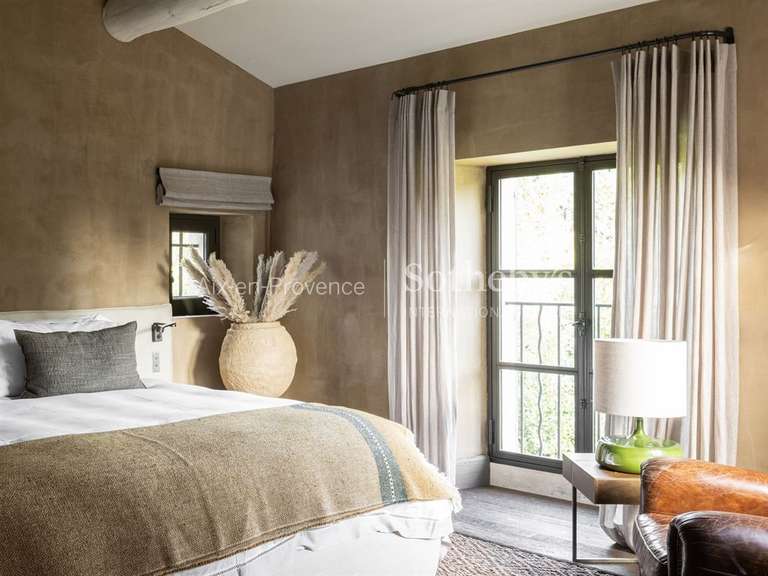 Maison Saint-Rémy-de-Provence - 5 chambres - 400m²