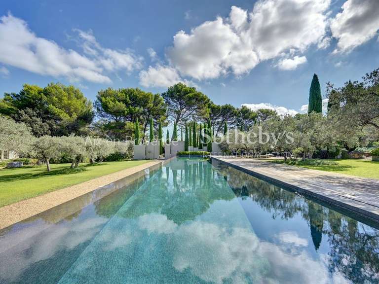 Maison Saint-Rémy-de-Provence - 6 chambres - 300m²