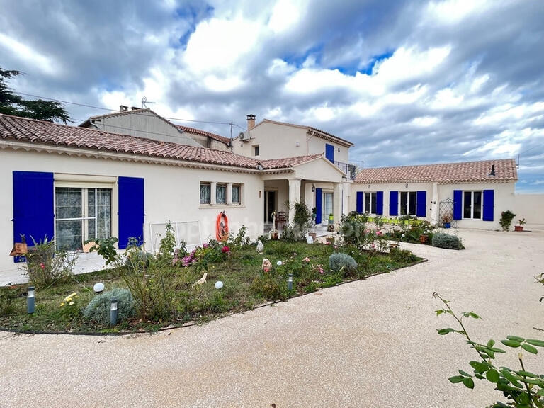 Sale House Saint-Rémy-de-Provence - 3 bedrooms