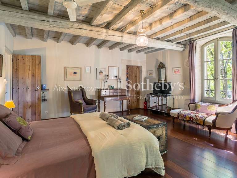 Maison Saint-Rémy-de-Provence - 6 chambres - 400m²