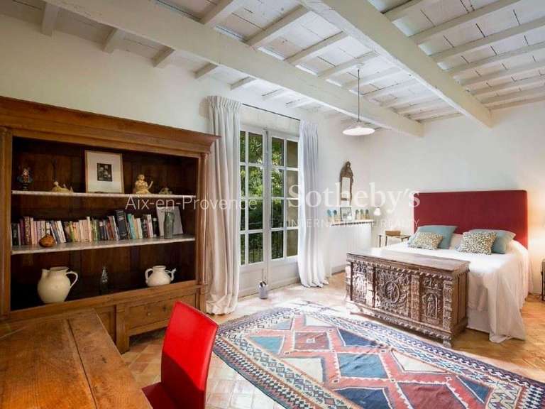 House Saint-Rémy-de-Provence - 6 bedrooms - 424m²